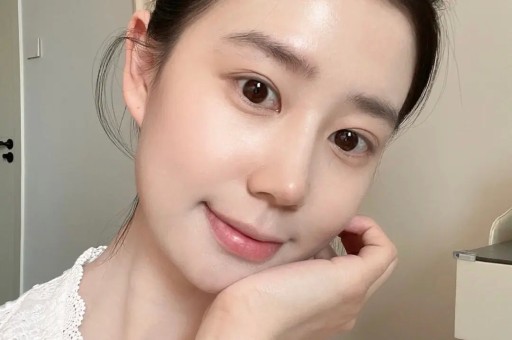 10年前那个放弃百万年薪回国当村官的秦玥飞现状如何？