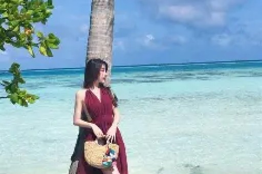 耶鲁毕业拒绝百万年薪回国当村官工资1450秦玥飞如今怎样了？