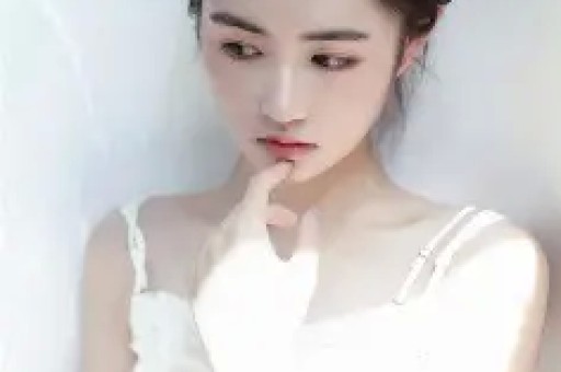 男明星陈德修被曝出轨前女友晒出聊天记录小三:对此并不知情